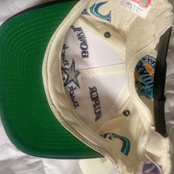 Vintage Sports SnapBack - Picture 2 of 3
